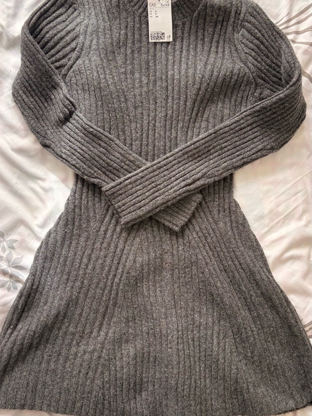 H&M Gray Ribbed Long-Sleeve Knit Dress